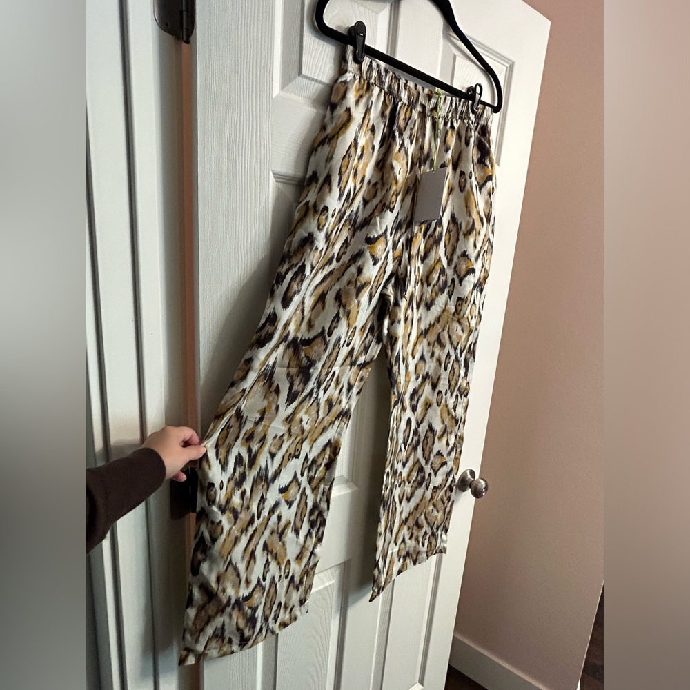 Tell Your Friends x Revolve Silk Cheetah/Leopard Pants NWT - Picture 3 of 7